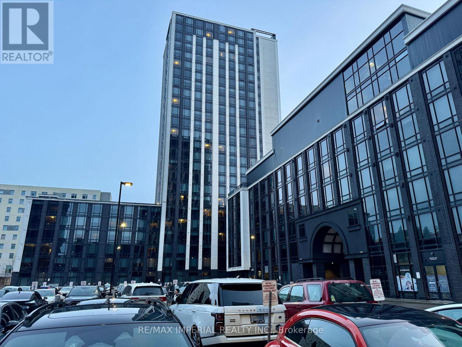 N2704 - 330 PHILLIP STREET