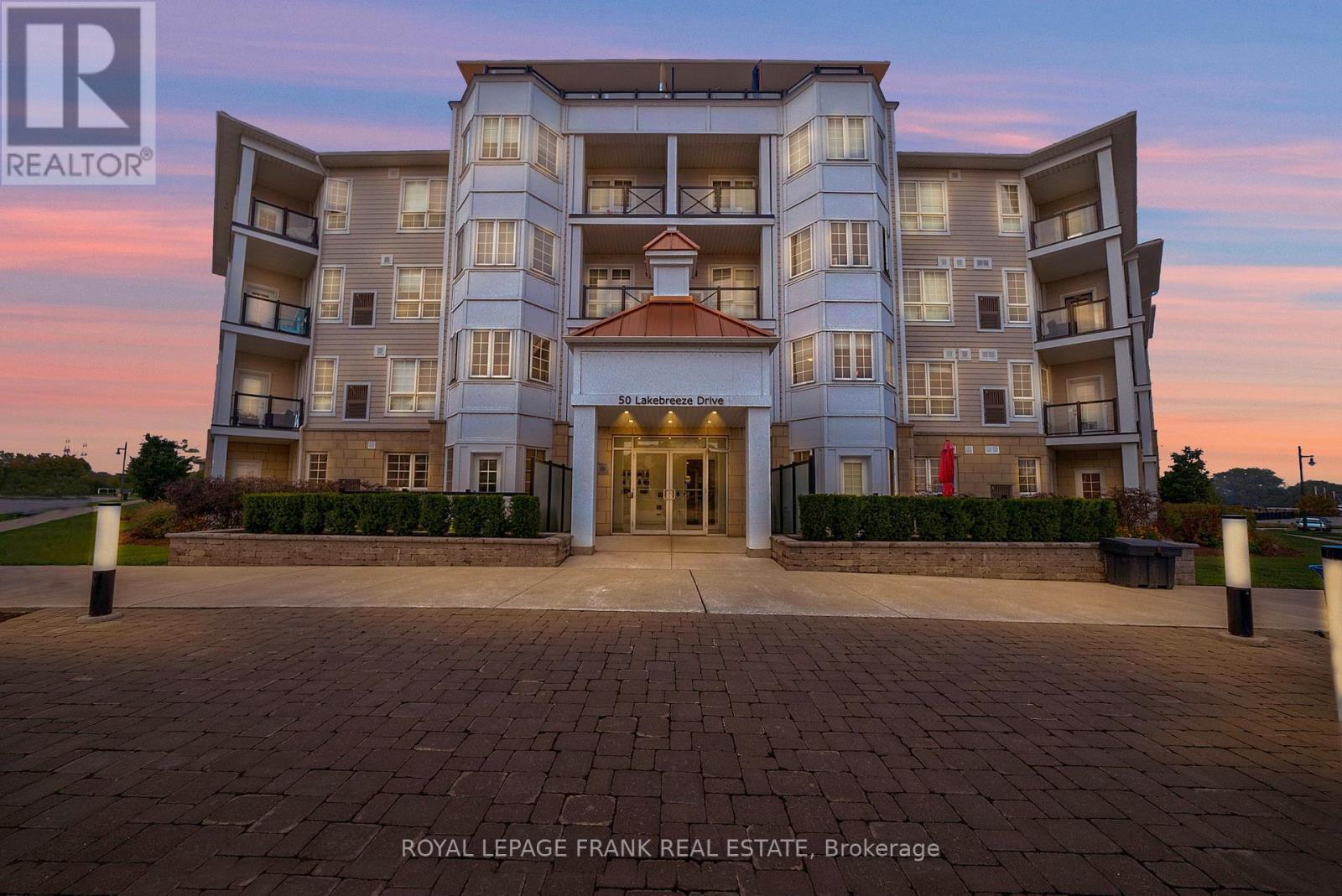 216 - 50 LAKEBREEZE DRIVE