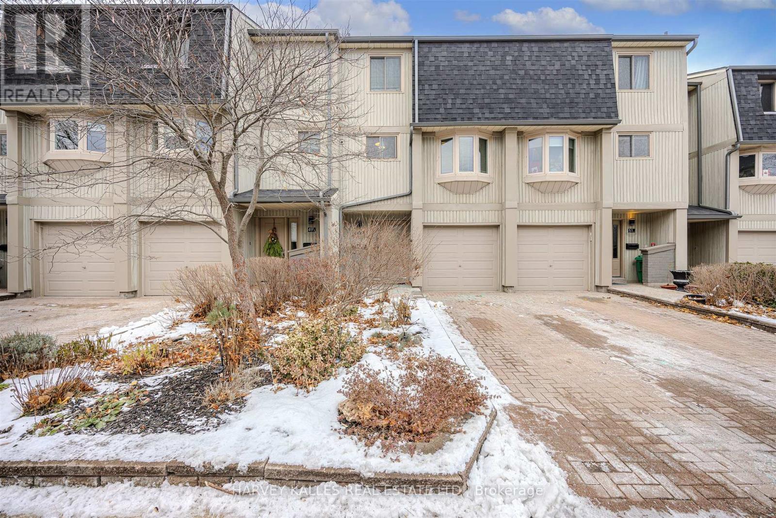 50 - 1060 WALDEN CIRCLE