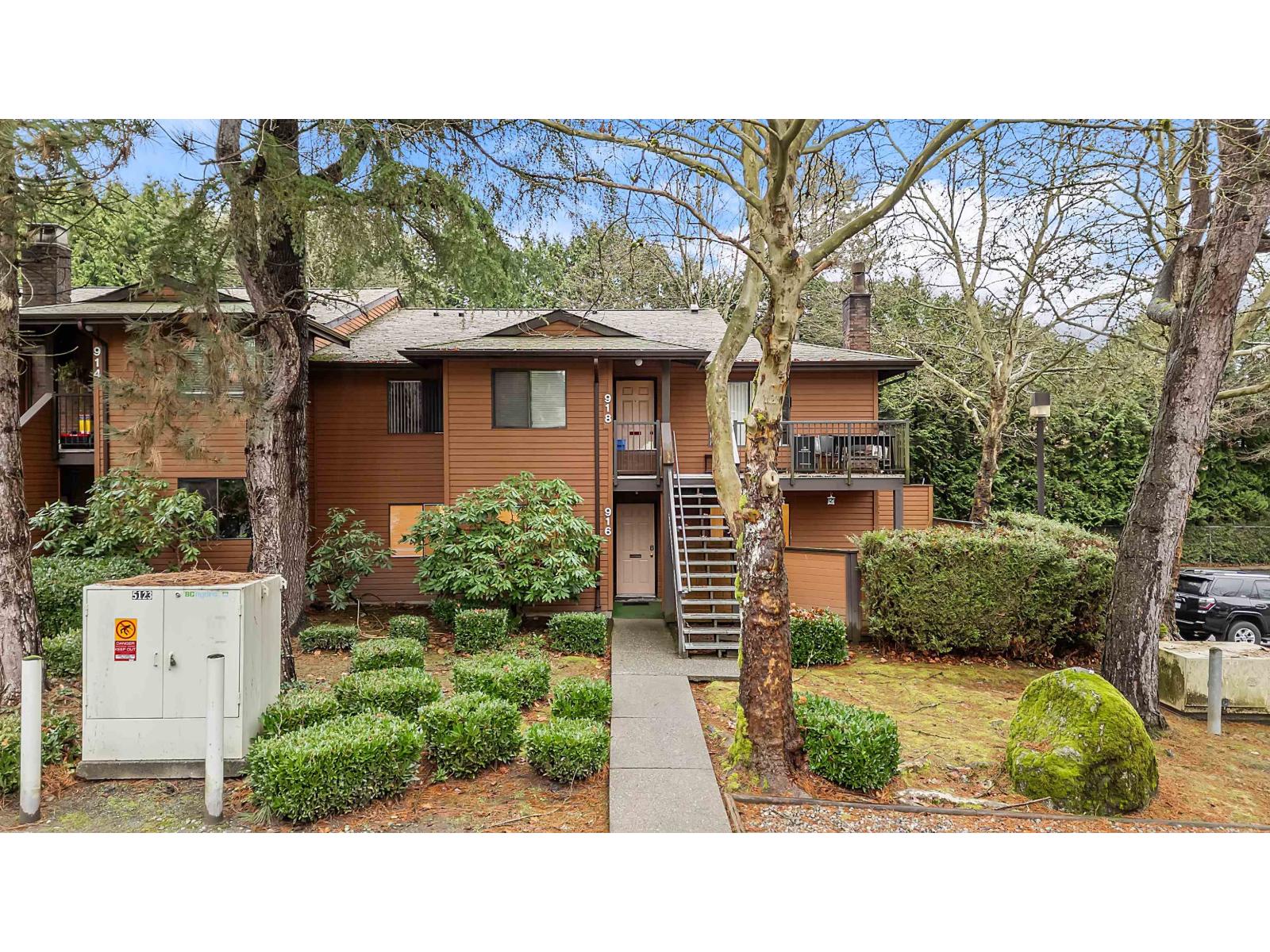 916 10620 150 STREET