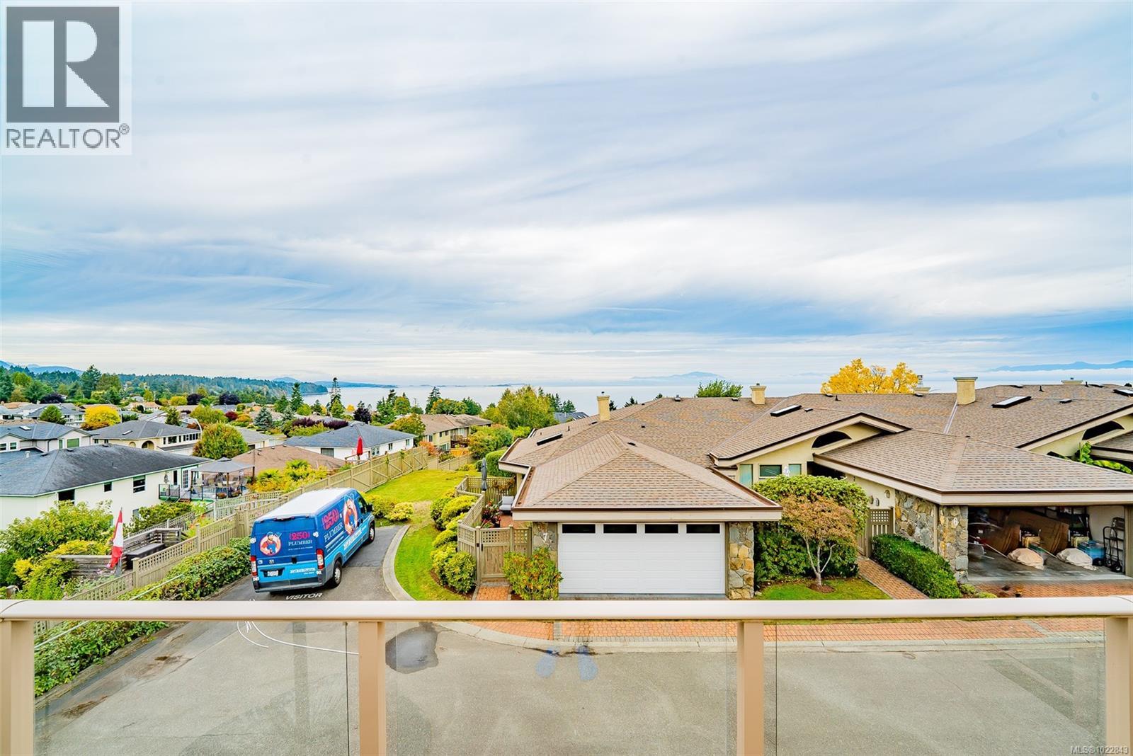 11 4991 Bella Vista Cres
