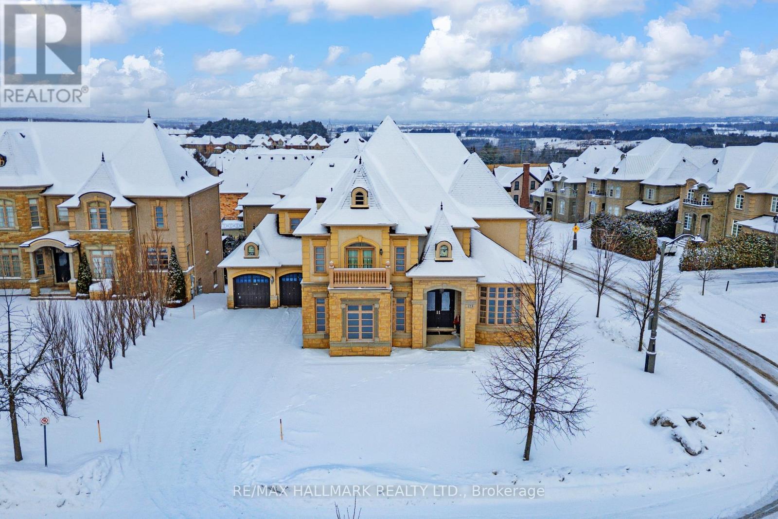 123 CARISBROOKE CIRCLE