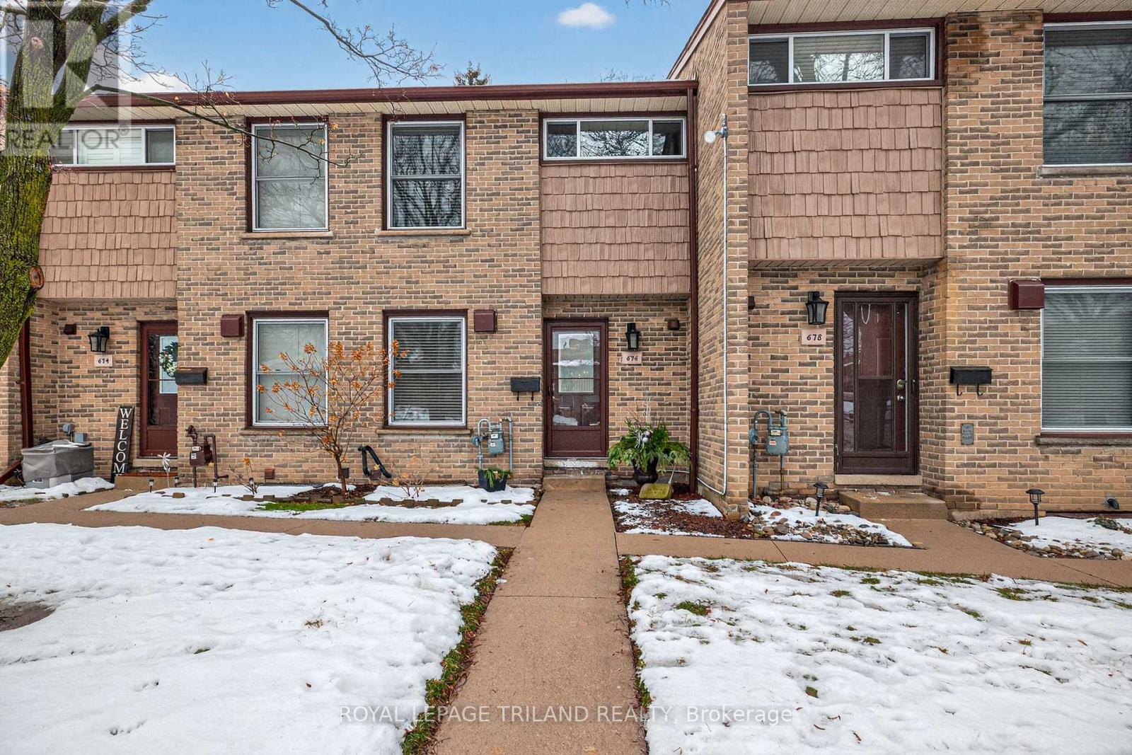 39 - 676 WONDERLAND ROAD S