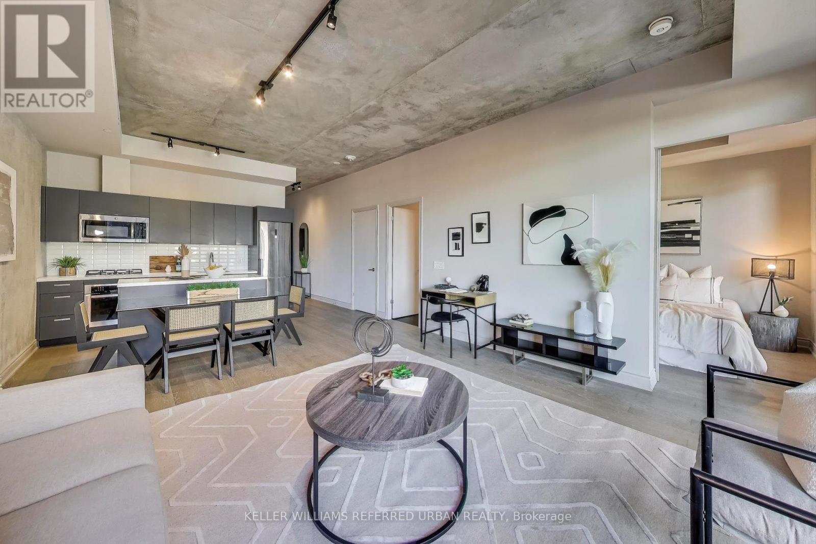 616 - 608 RICHMOND STREET W