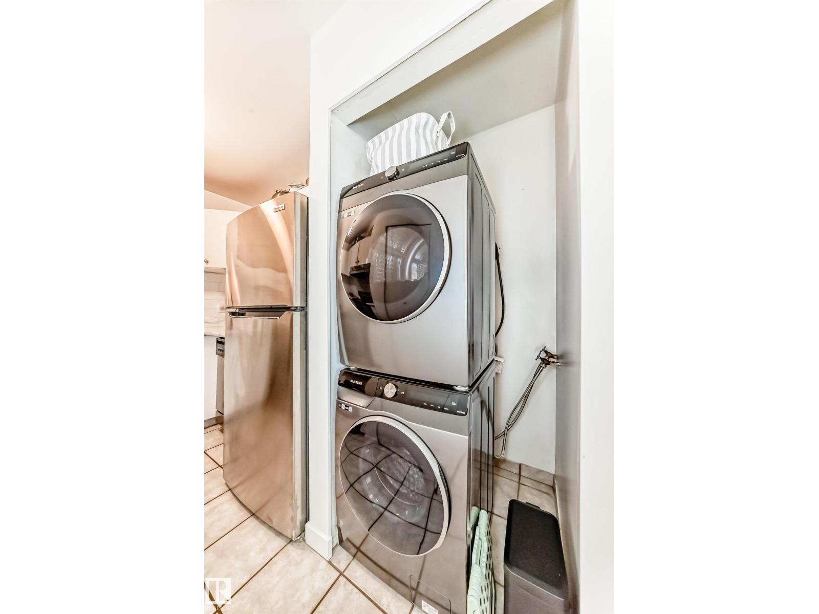 #314 10148 118 ST NW