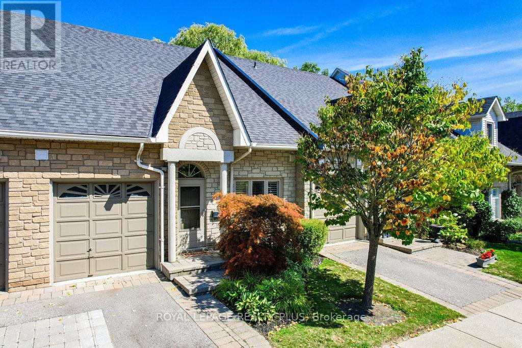 6 - 1010 CRISTINA COURT