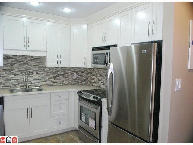 208 1521 BLACKWOOD STREET