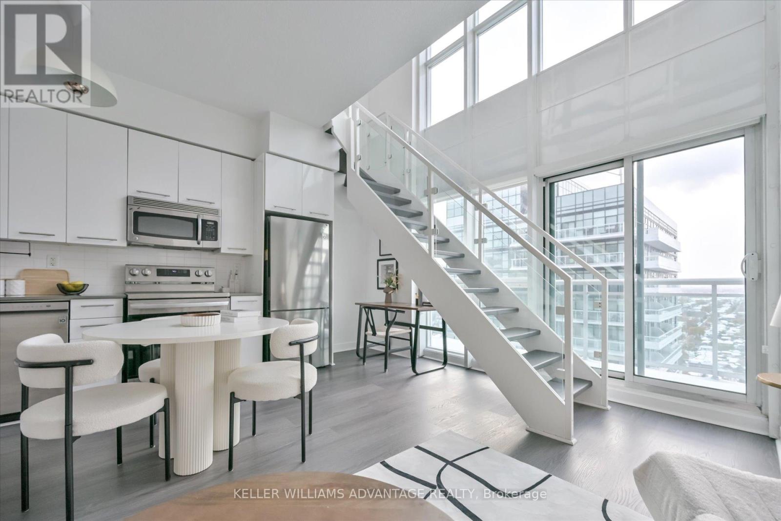 2910 - 155 LEGION ROAD N