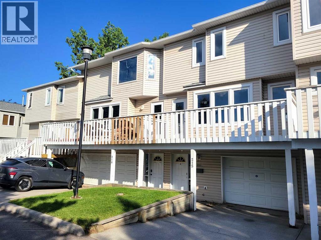 215 Killarney Glen Court SW