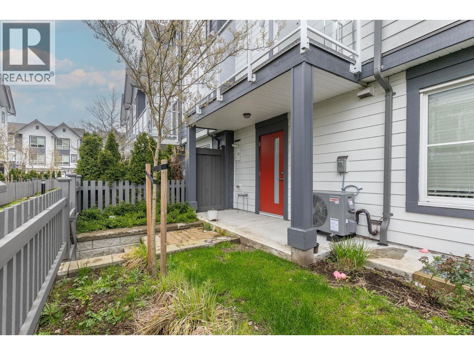 20 23785 DEWDNEY TRUNK ROAD