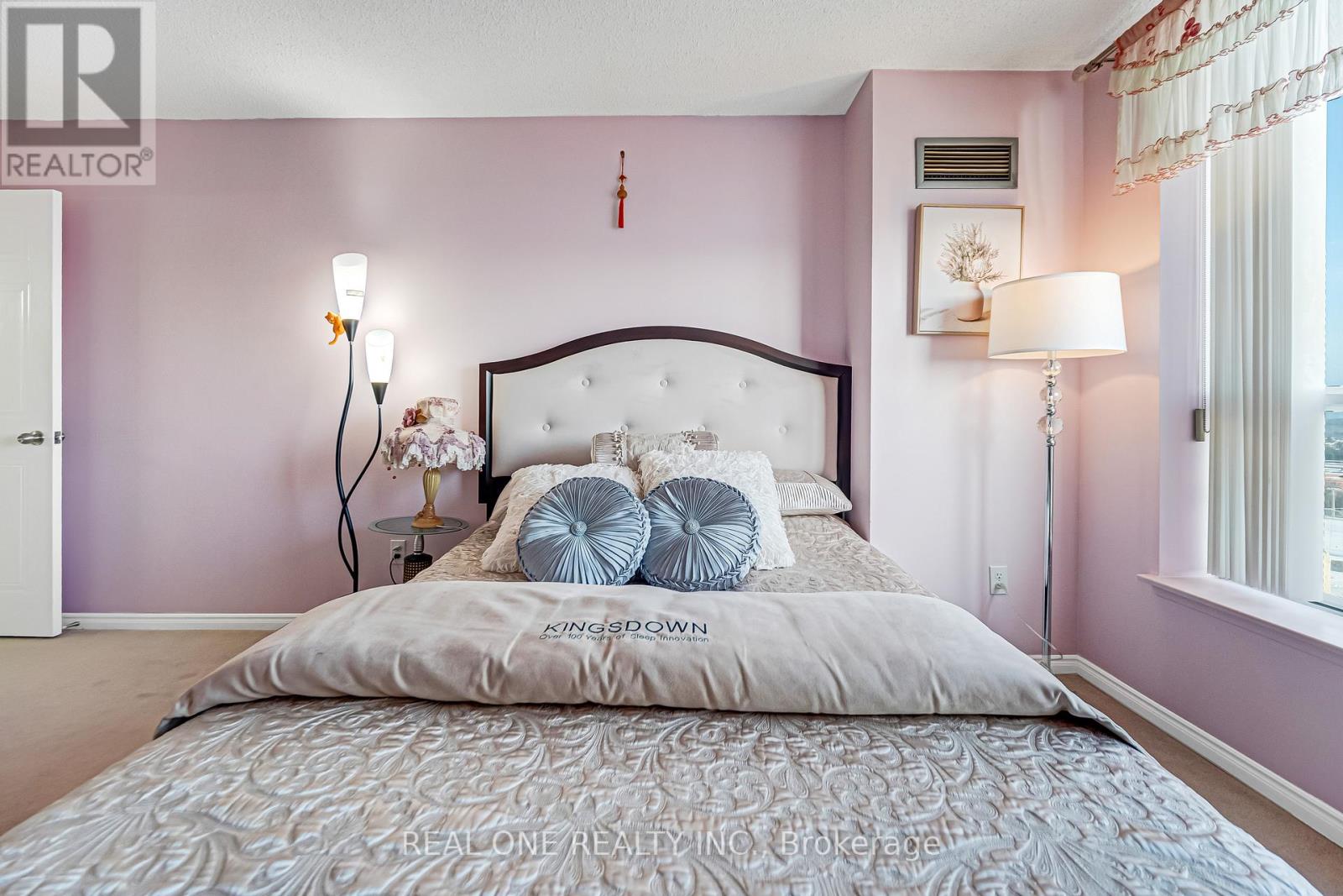 1612 - 410 MCLEVIN AVENUE