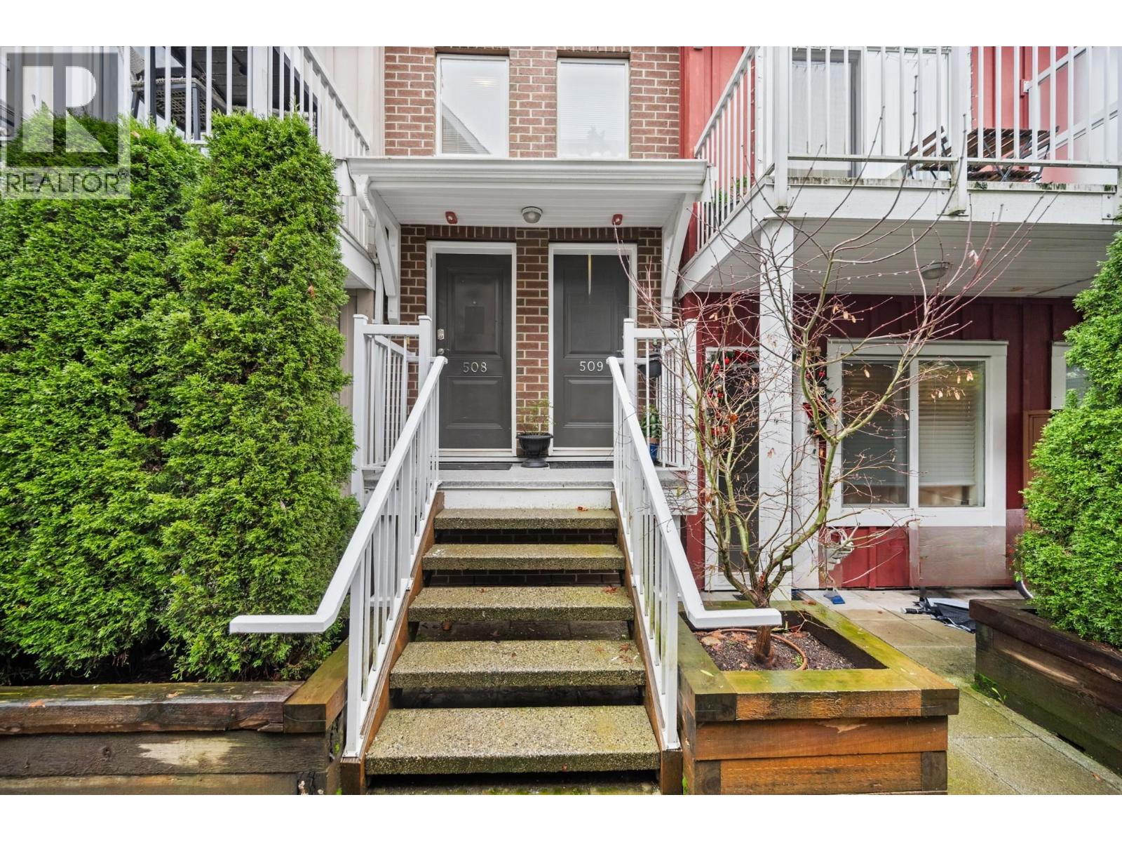 508 1661 FRASER AVENUE