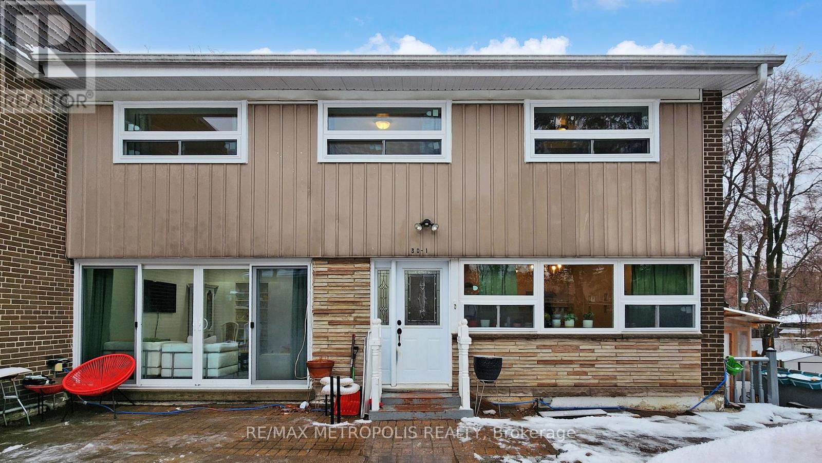 1 - 30 SENTINEL ROAD