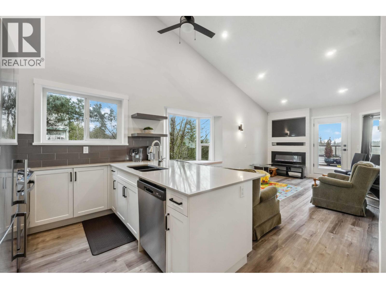 306 11726 225 STREET