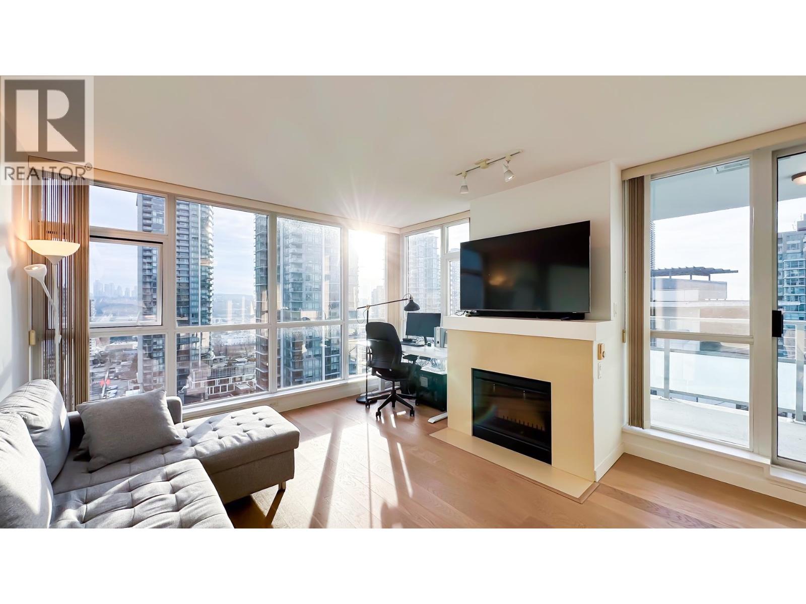 1705 4400 BUCHANAN STREET