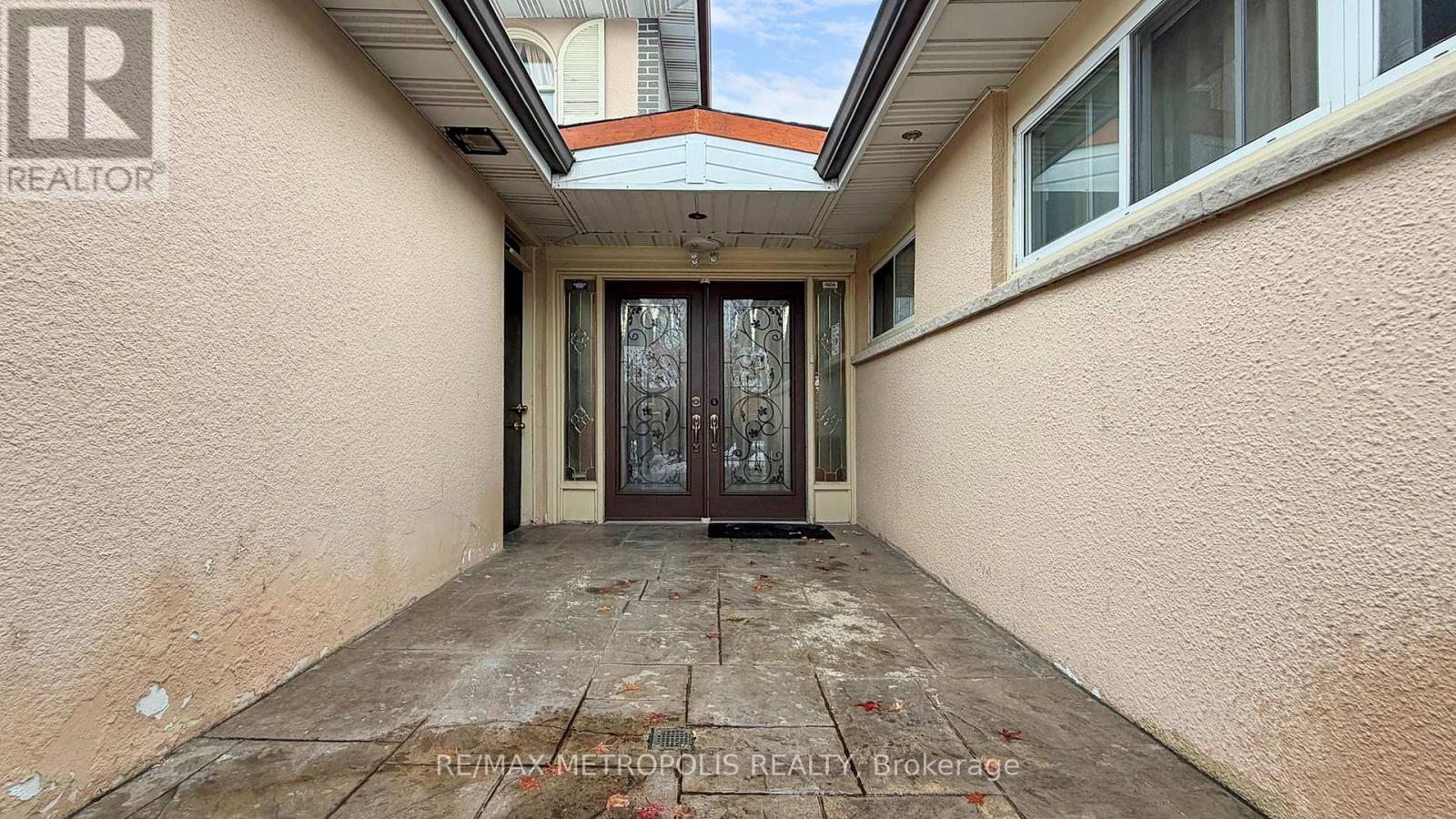 11 CONAMORE CRESCENT