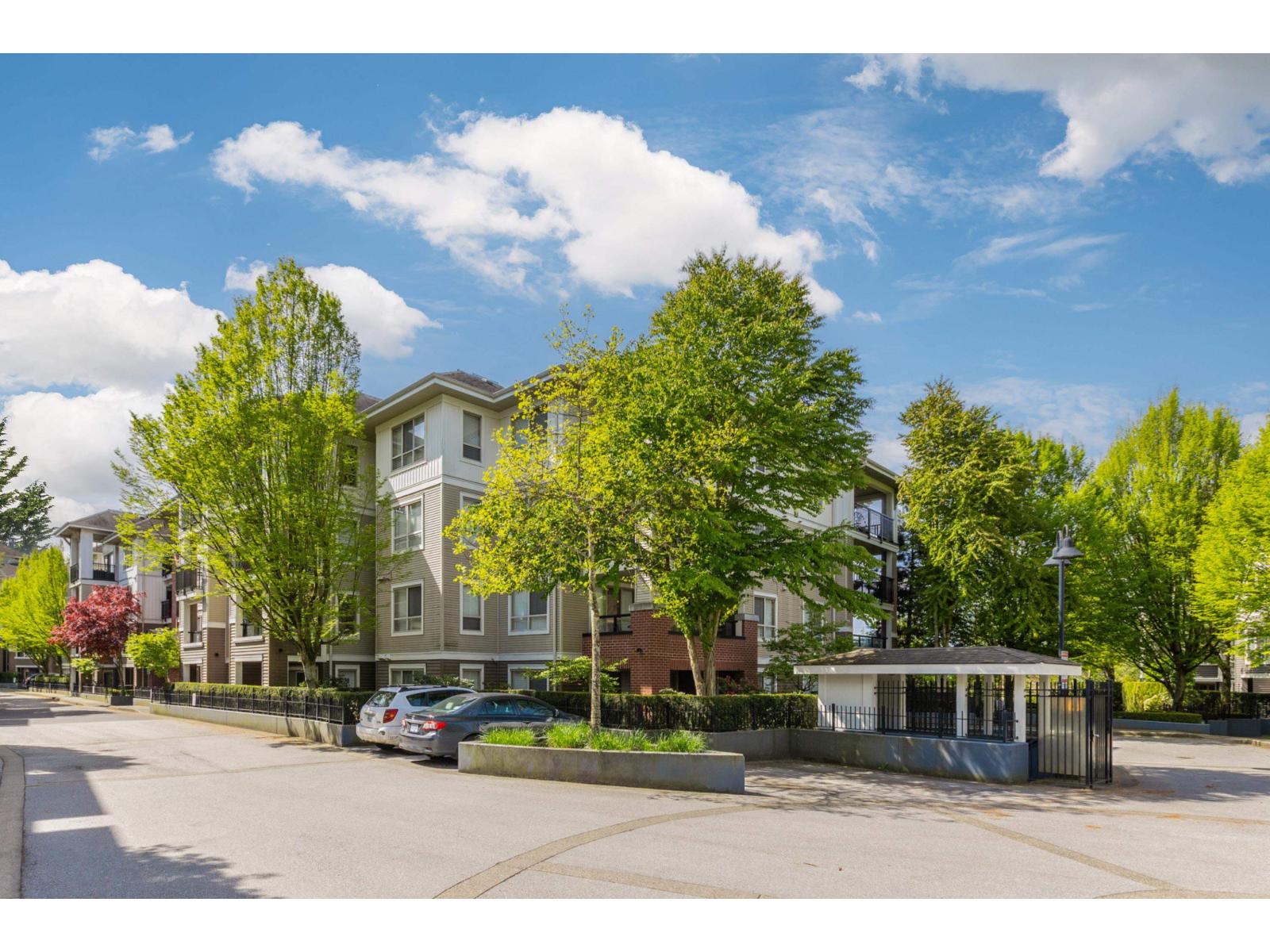 C402 8929 202 STREET