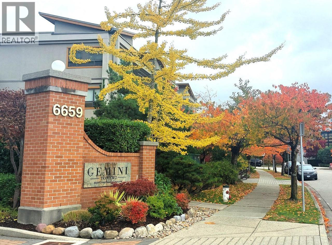 1401 6659 SOUTHOAKS CRESCENT