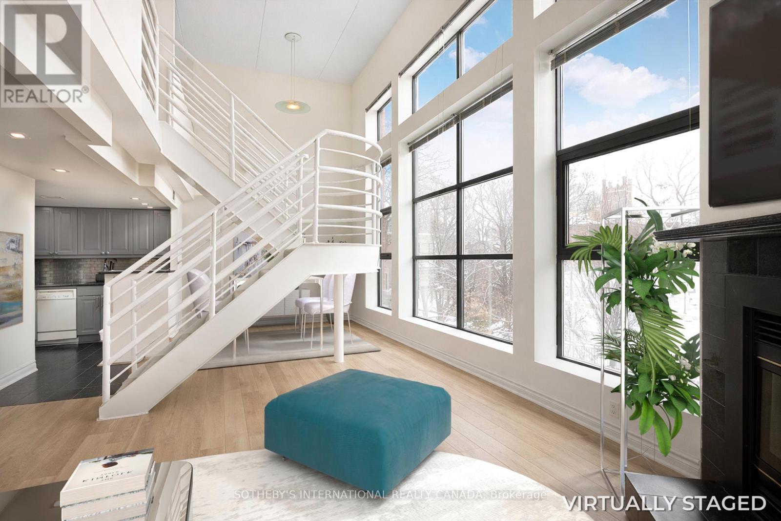 202 - 393 KING STREET E