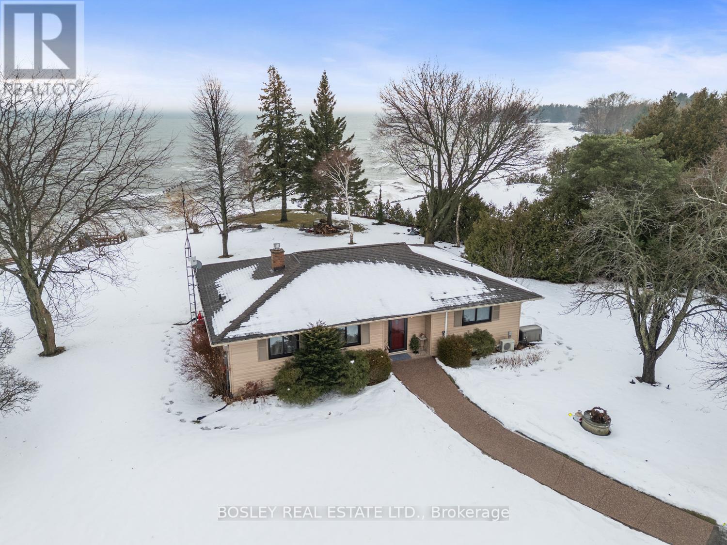 373 VICTORIA BEACH ROAD