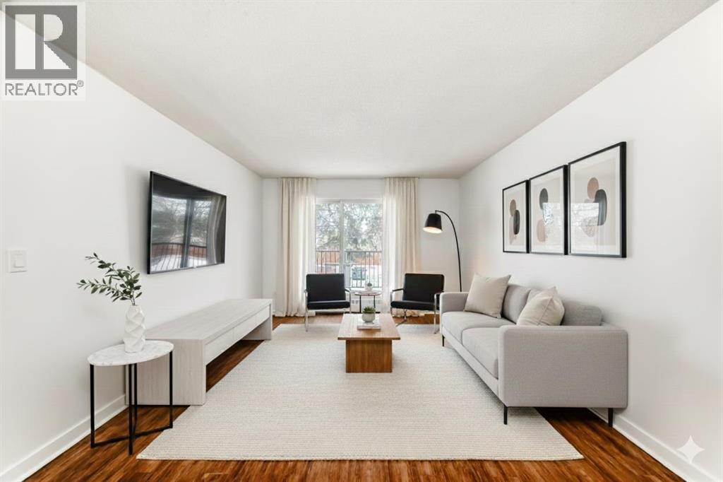 208, 20 Dover Point SE