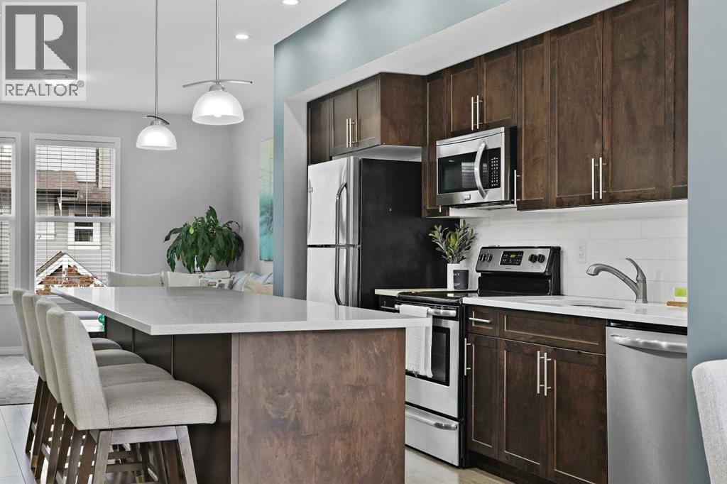 1205, 280 Williamstown Close NW