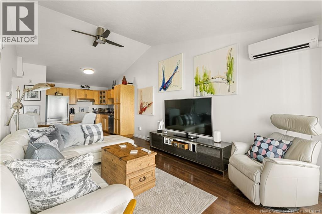 204 Coverdale Unit# 407