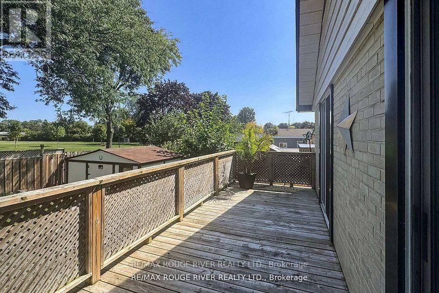 18 DARLINGSIDE DRIVE