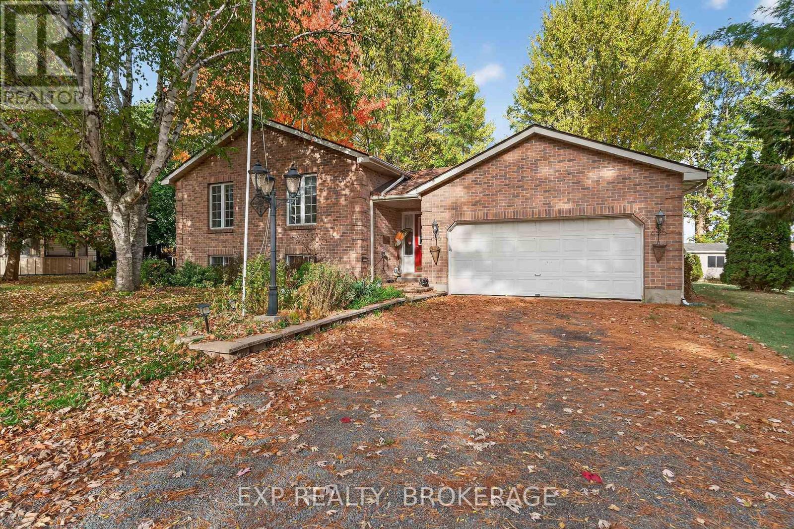 63 SOUTHWOOD CRESCENT