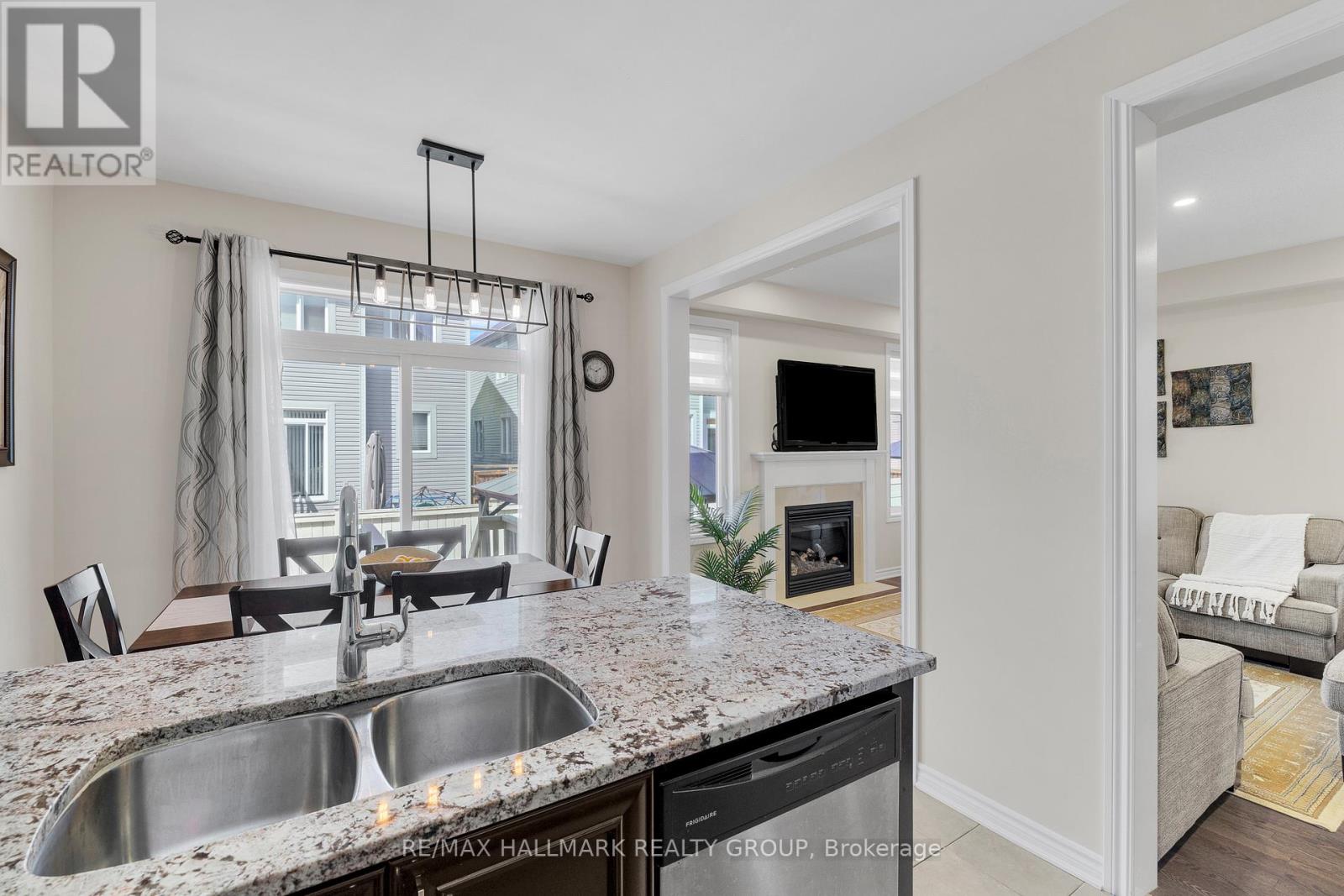 229 MEADOWBREEZE DRIVE