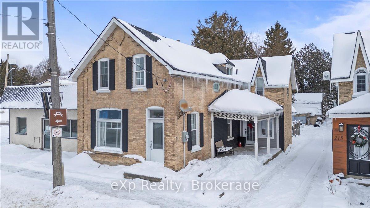 209 GARAFRAXA STREET S