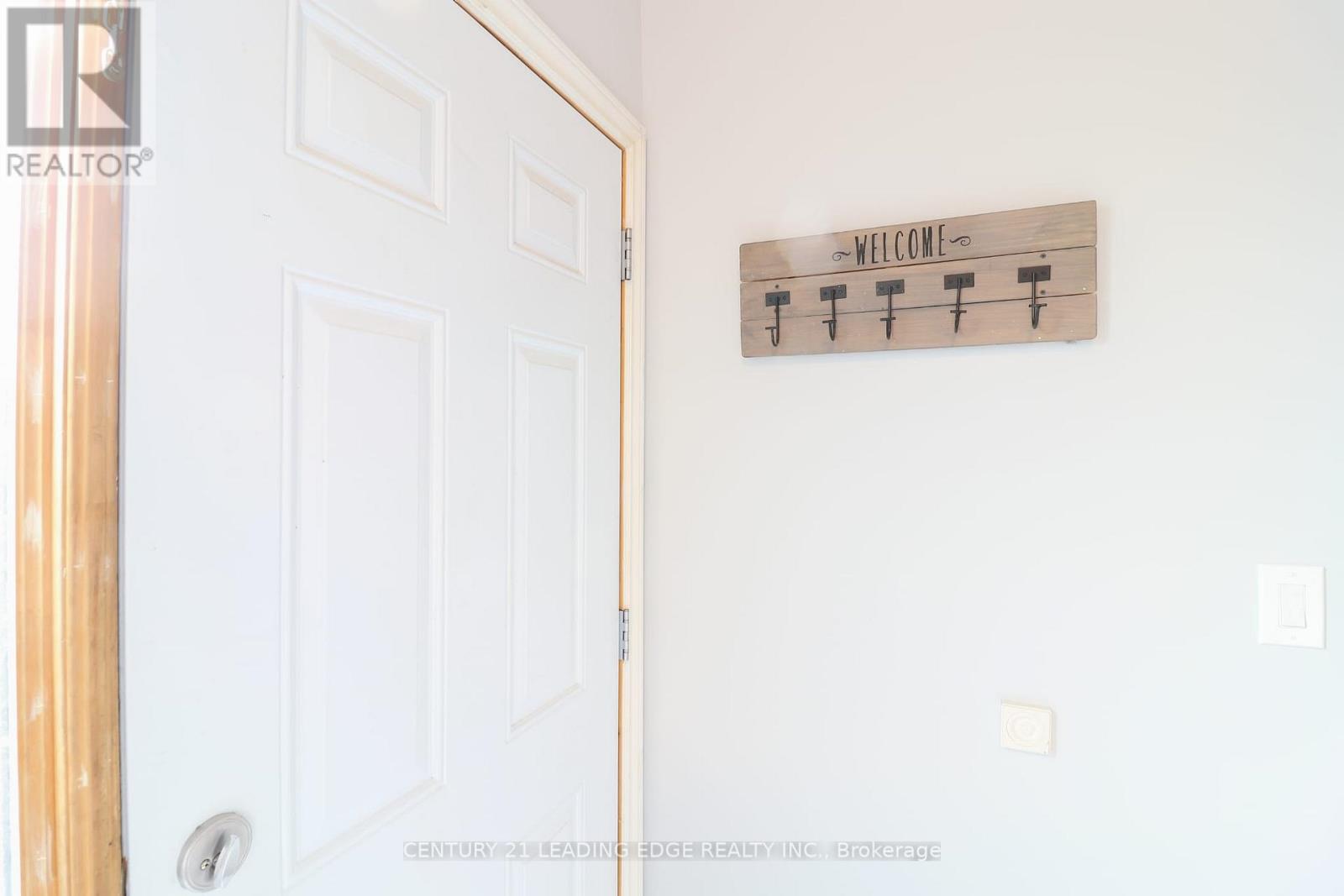 2 - 2 CARLETON PLACE