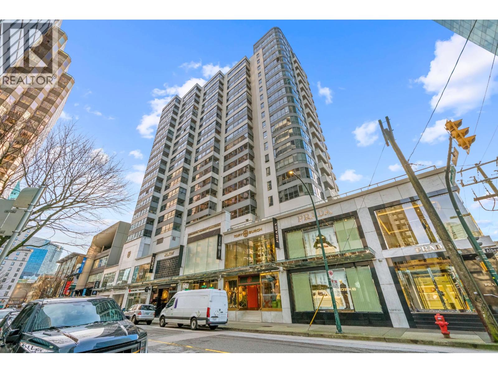 1006 1060 ALBERNI STREET