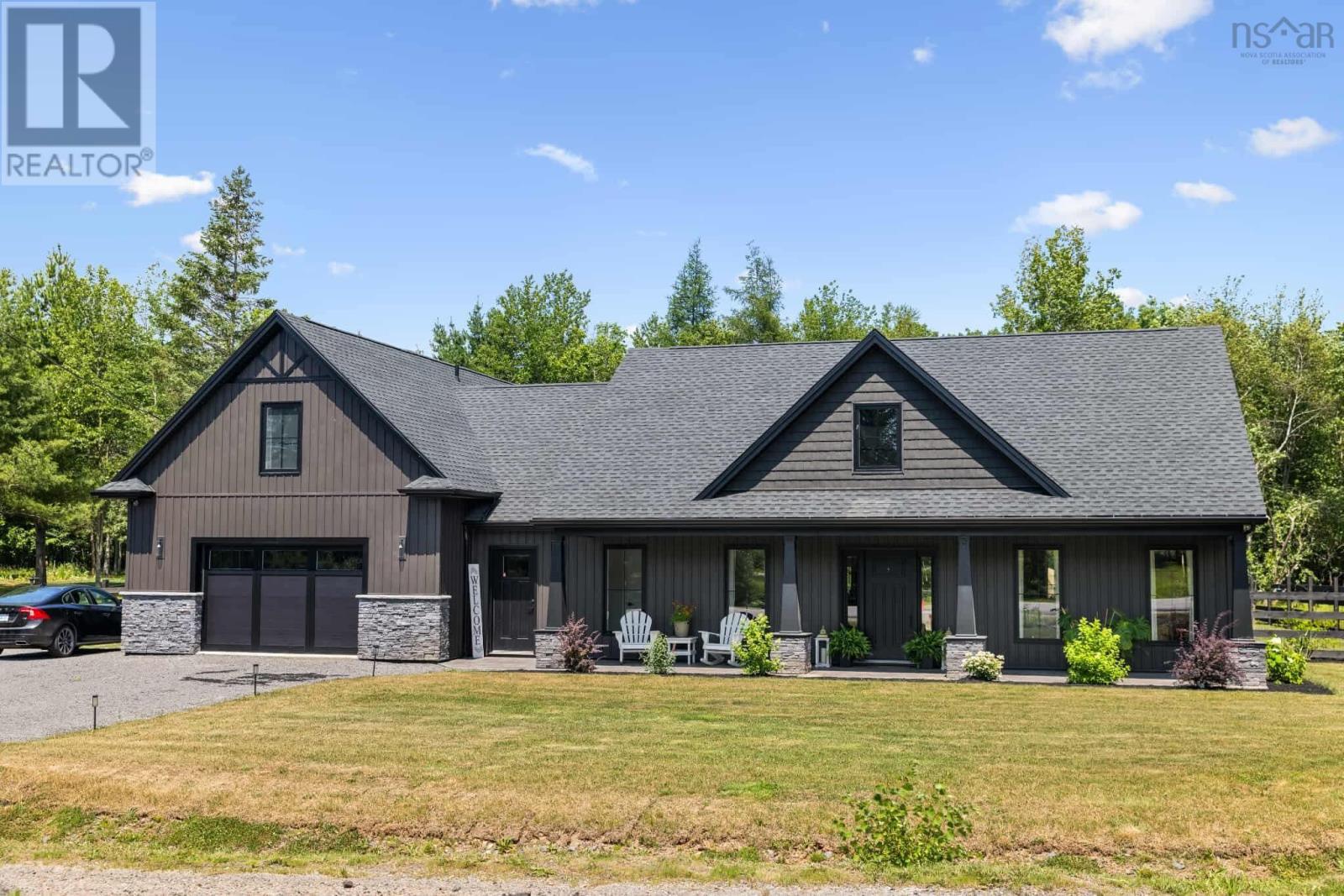 406 Falmouth Back Road