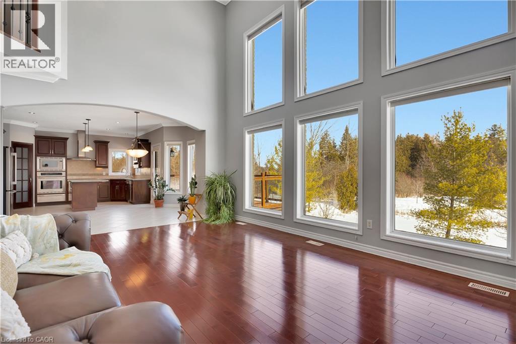 510 FOREST GATE Crescent