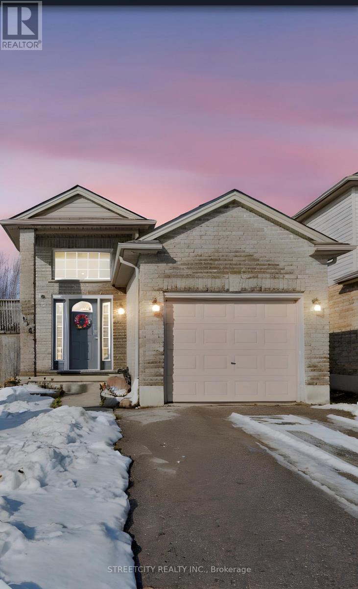 1036 MARIGOLD STREET N