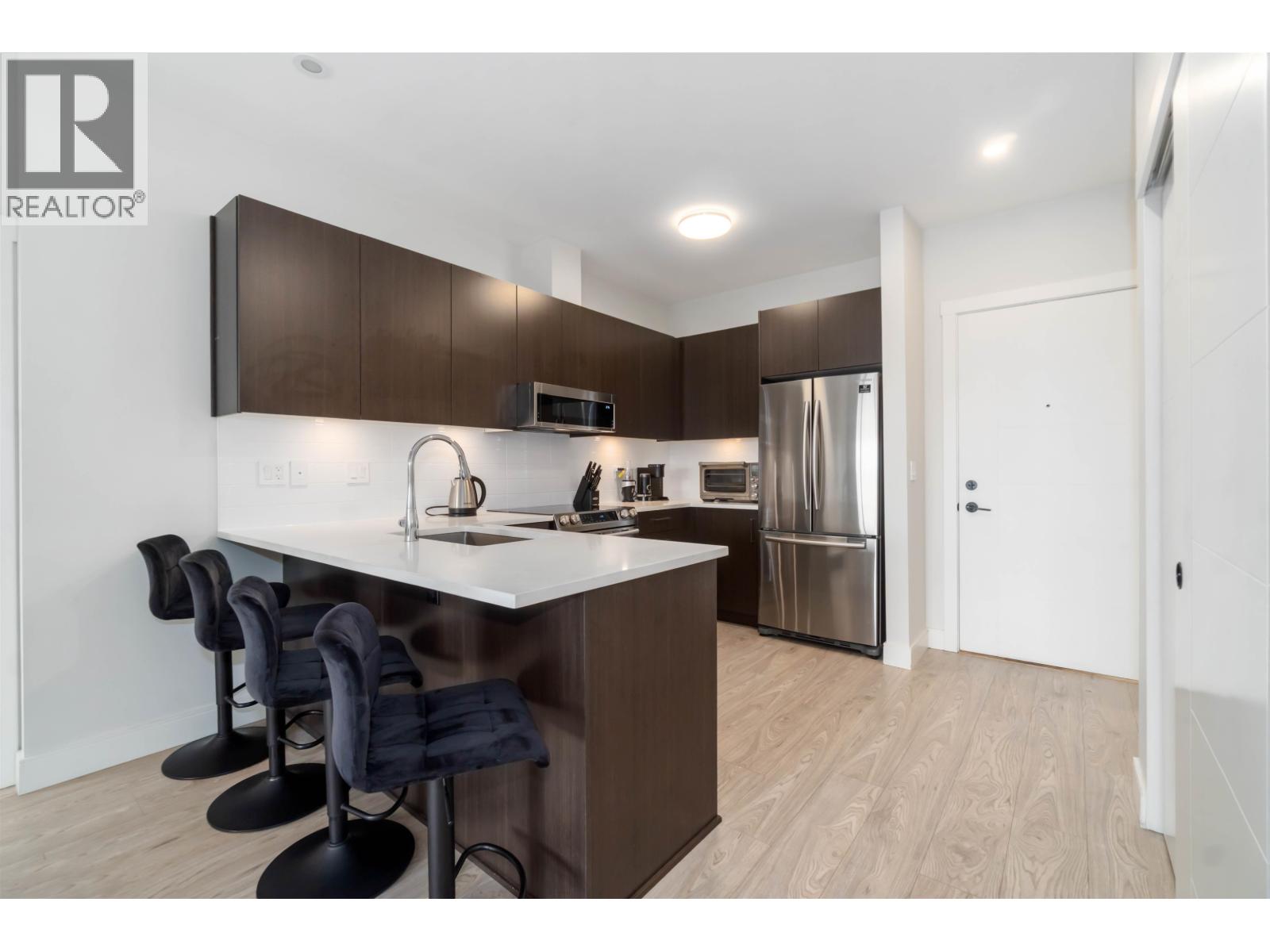 409 1633 TATLOW AVENUE