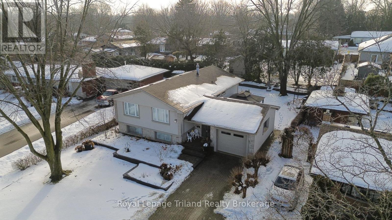 11 PRINCESS PARK ROAD