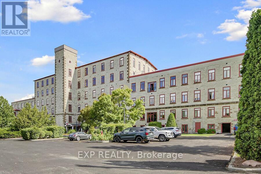 503 - 1 ROSAMOND STREET E