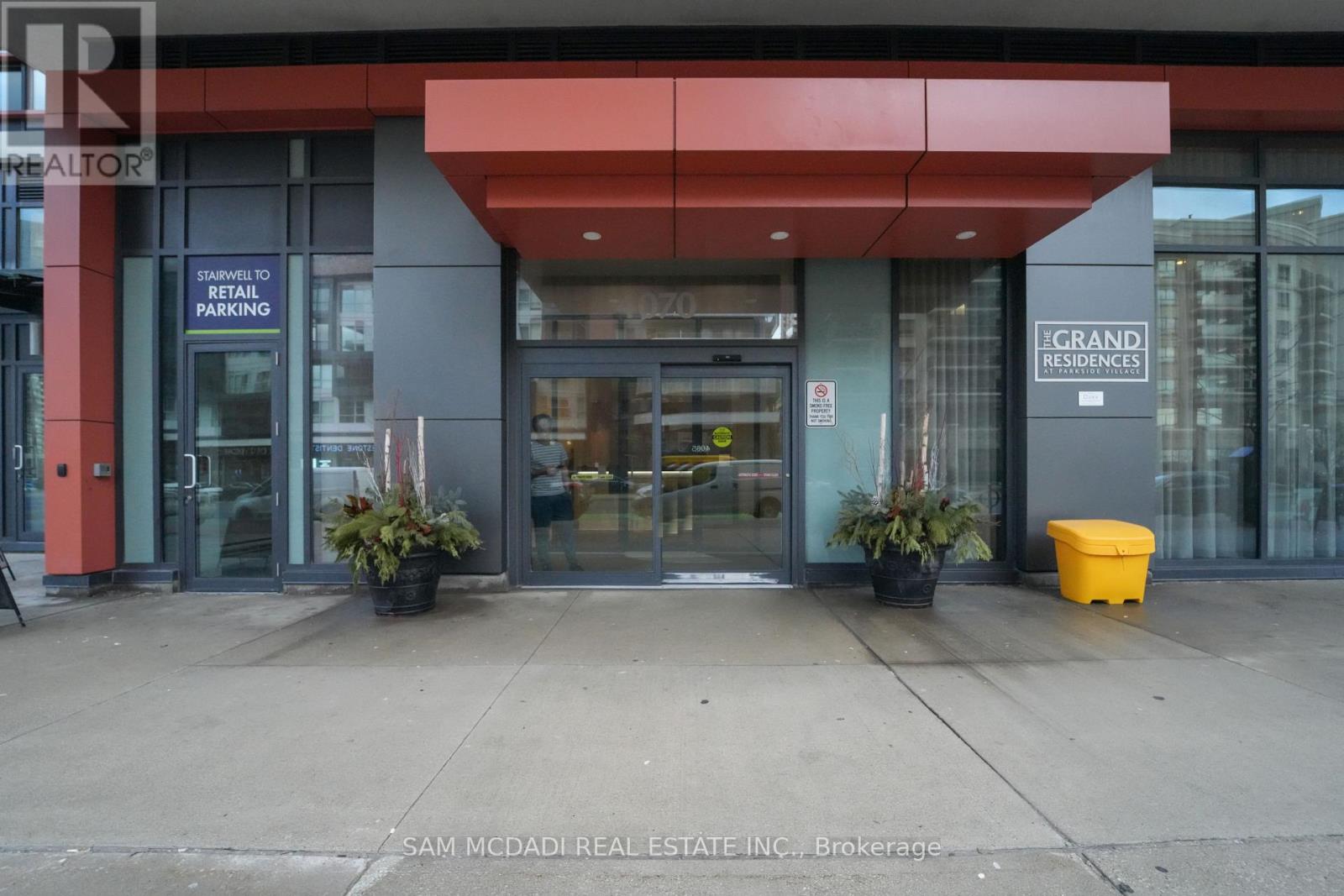 202 - 4070 CONFEDERATION PARKWAY