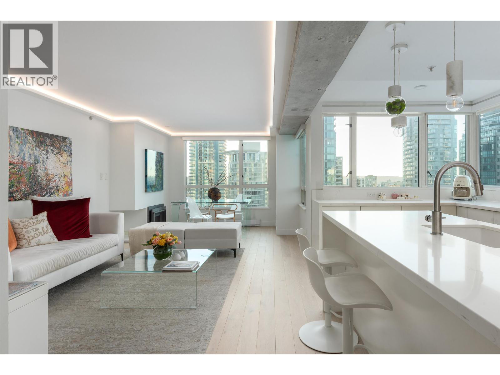 2601 1238 MELVILLE STREET