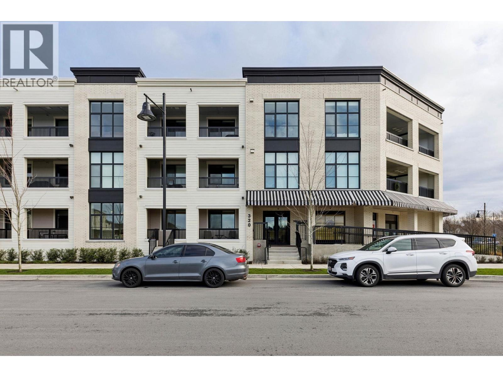 101 320 RIDGE STREET