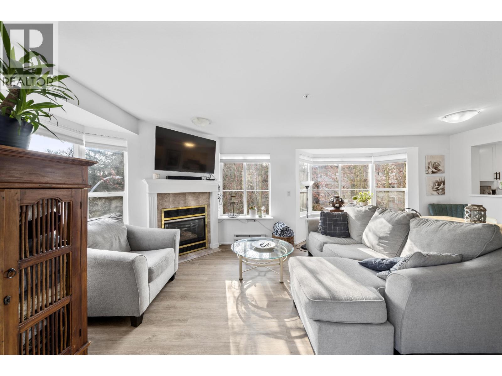 309 2620 JANE STREET