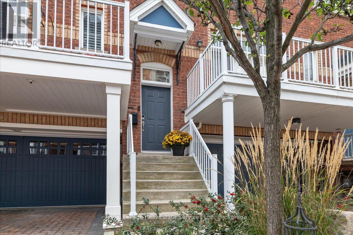 3 - 120 BRONTE ROAD