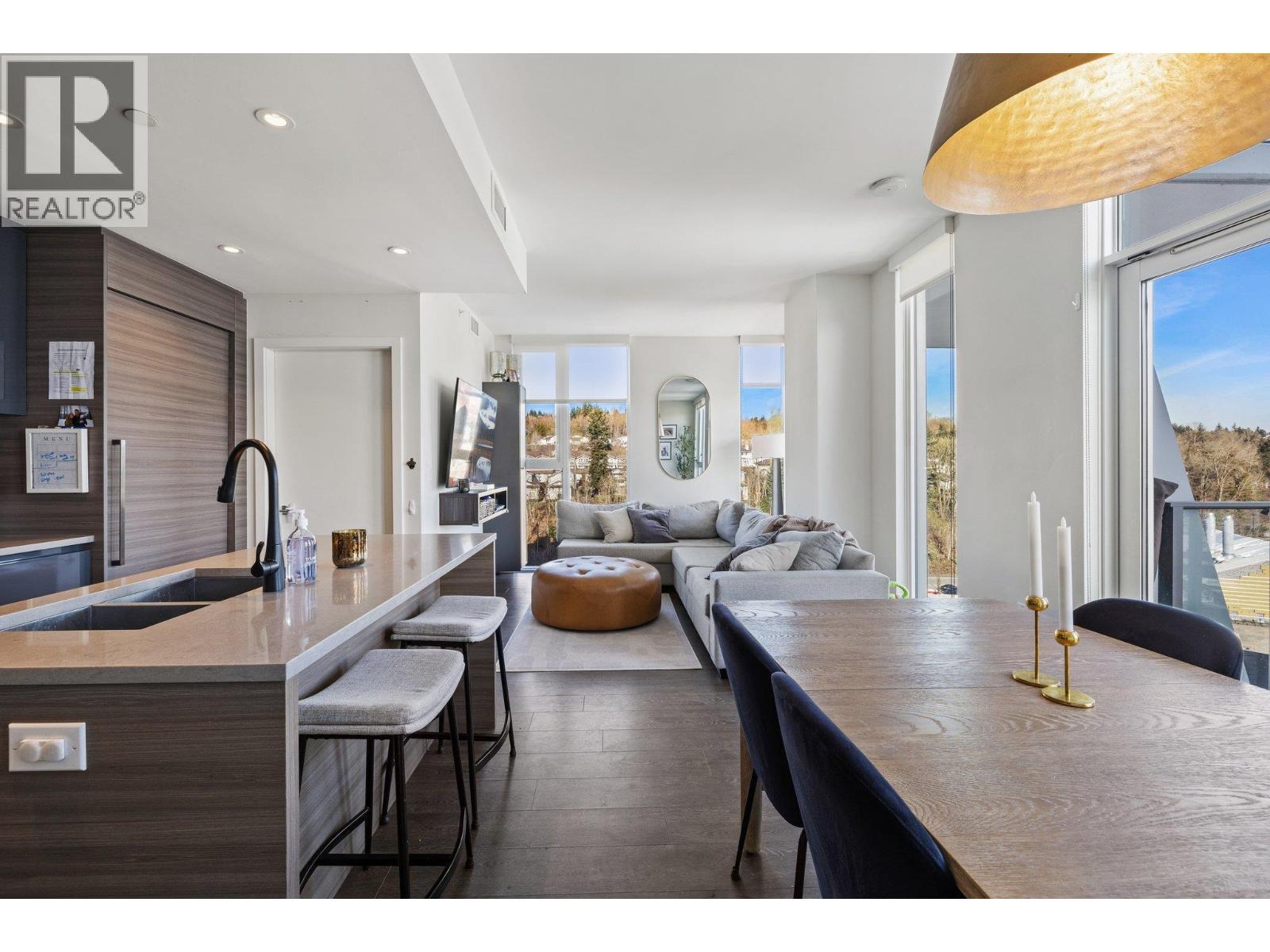 1103 3538 SAWMILL CRESCENT