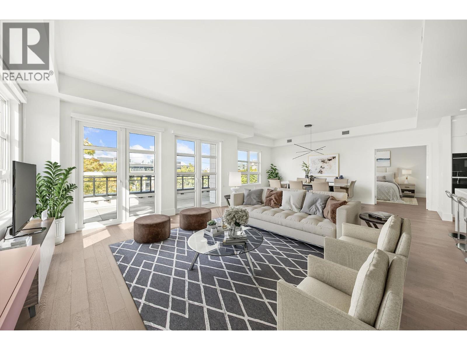 504 6168 EAST BOULEVARD