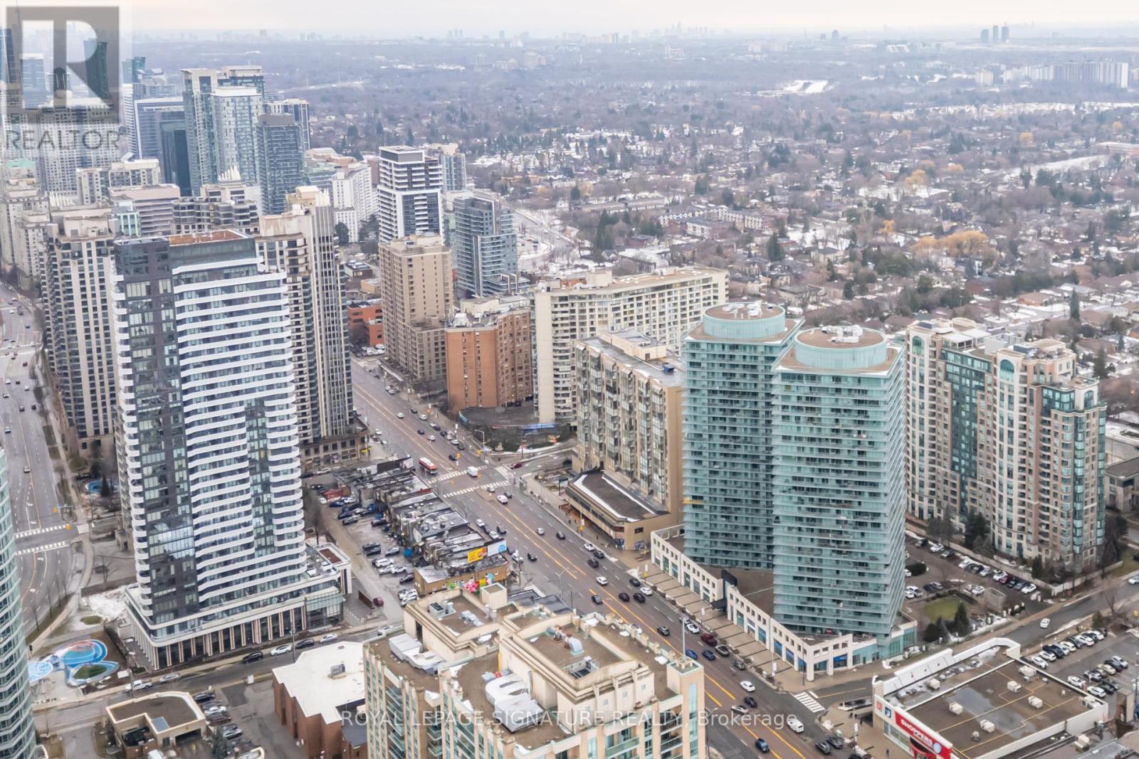 202 - 5500 YONGE STREET