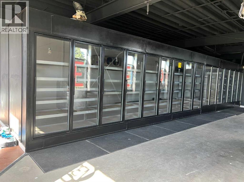 102 Meridian Road NE