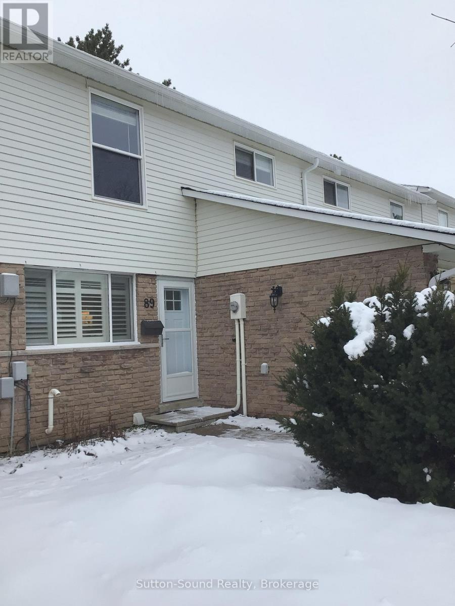 89 - 89 LAURIE CRESCENT