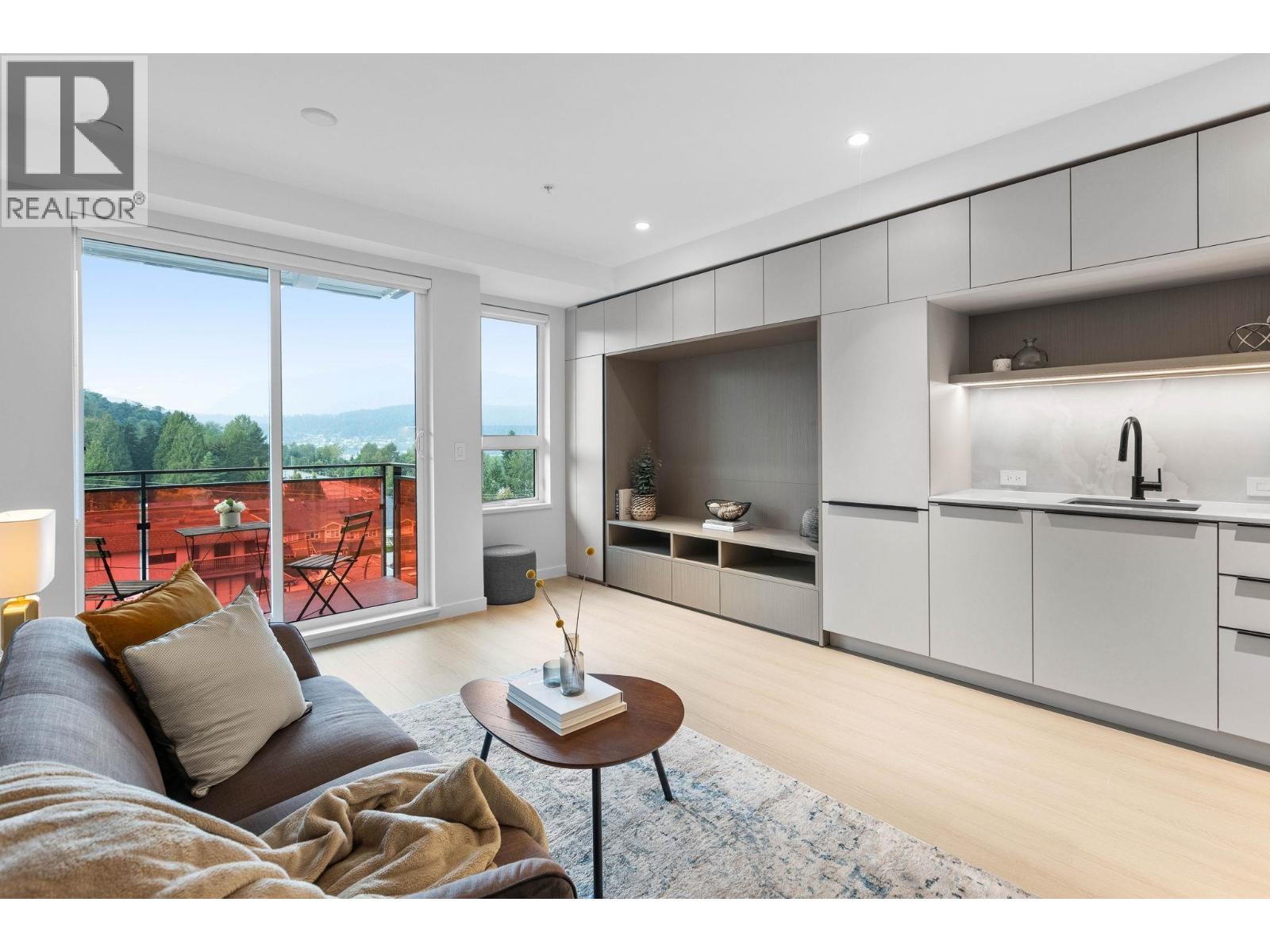 509 2015 ST. JOHNS STREET